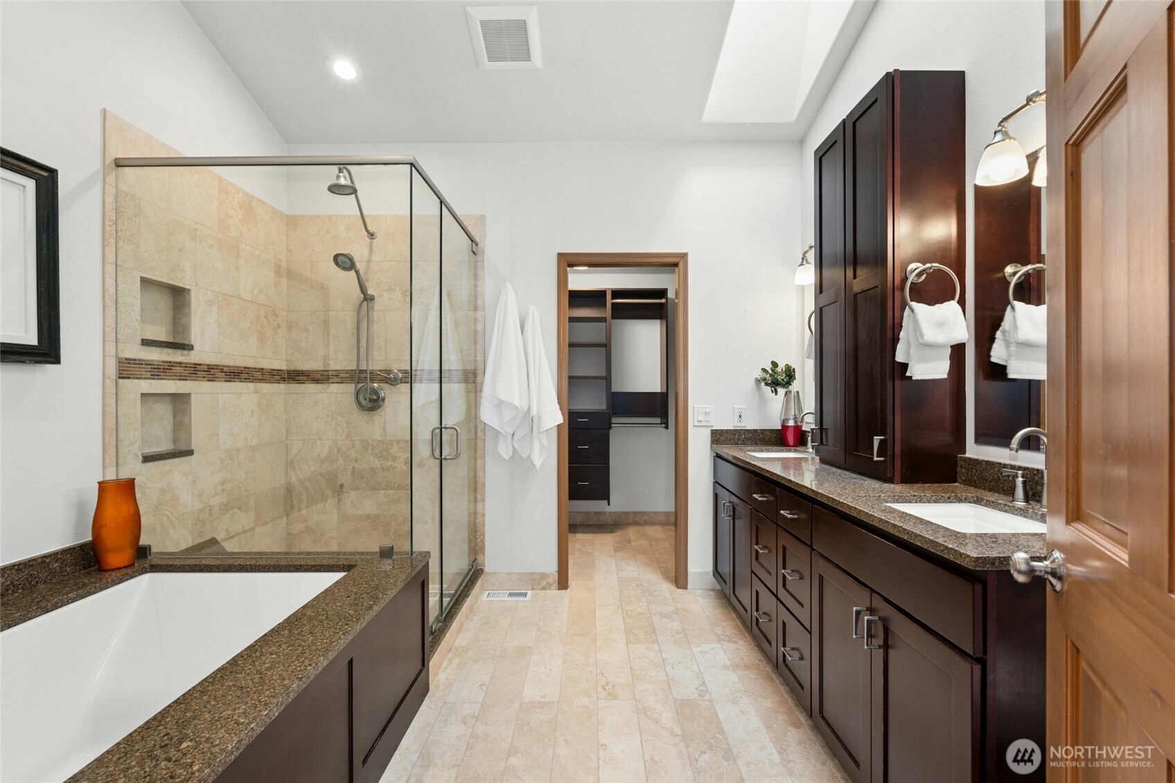 1808 Field Place Northeast Renton, WA 98059 - Photo 16 of 37