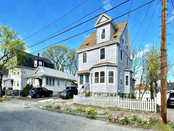 $889,000 | 98 Safford Street, Quincy, MA 02170