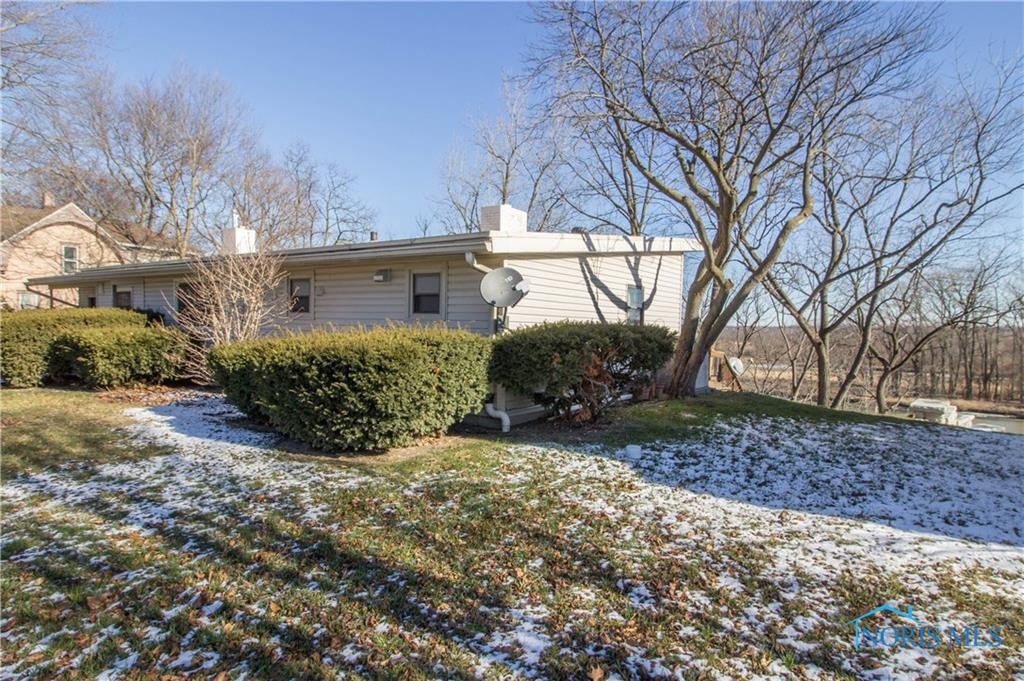 418 River Road Maumee, OH 43537 - Photo 6 of 10 Gallery Image 6