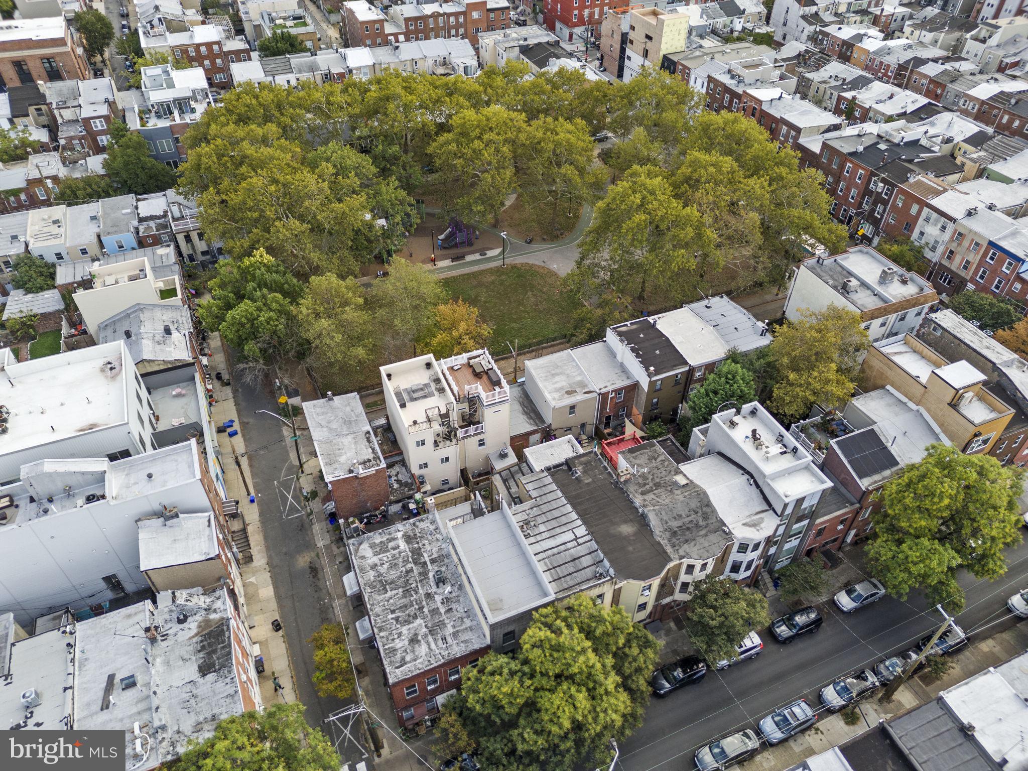 1225 South 7th Street Philadelphia, PA 19147 - Photo 29 of 33 an aerial view of multiple house with yard