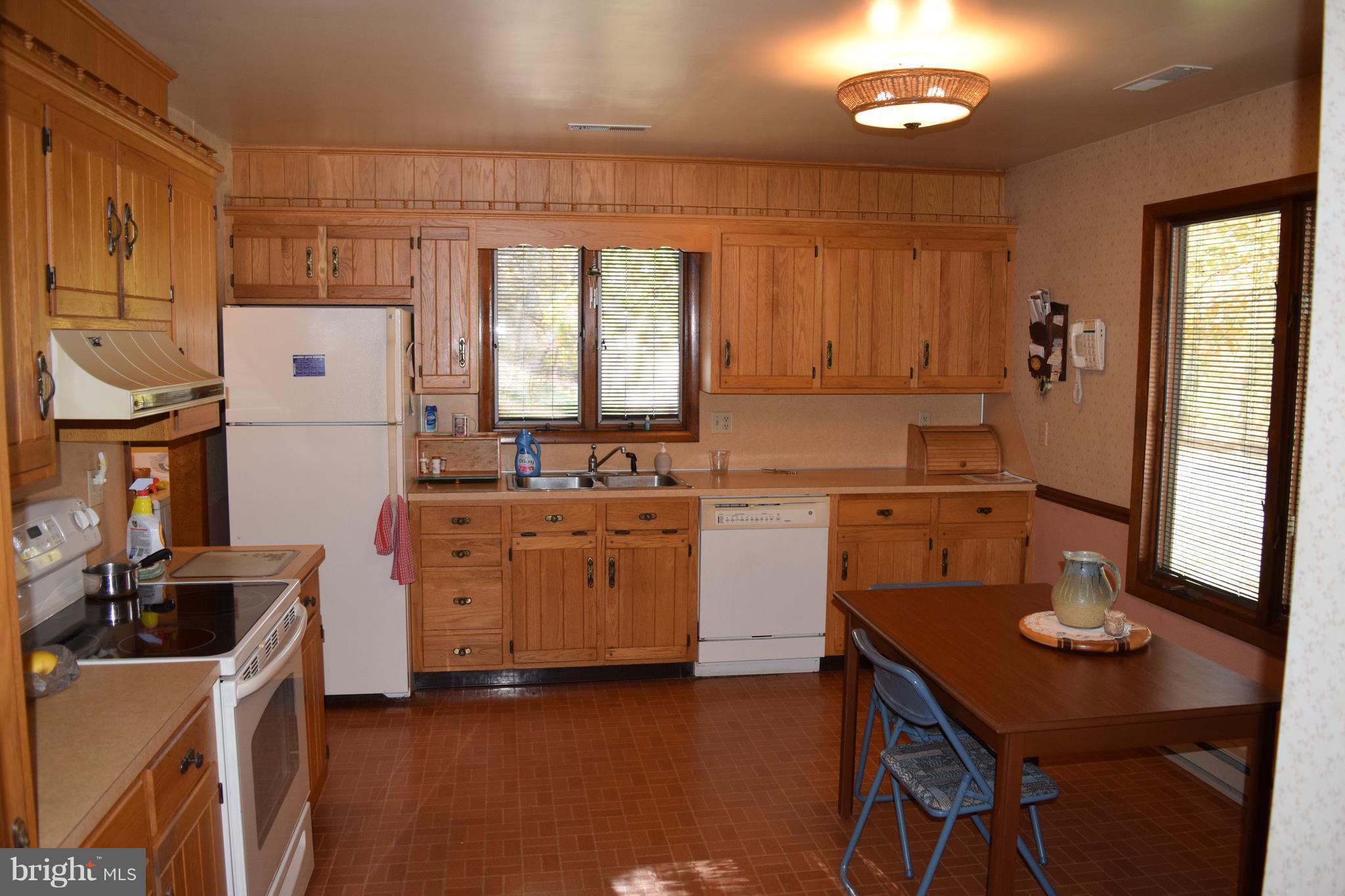 13527 Blairs Valley Road Clear Spring, MD 21722 - Photo 2 of 12 Kitchen