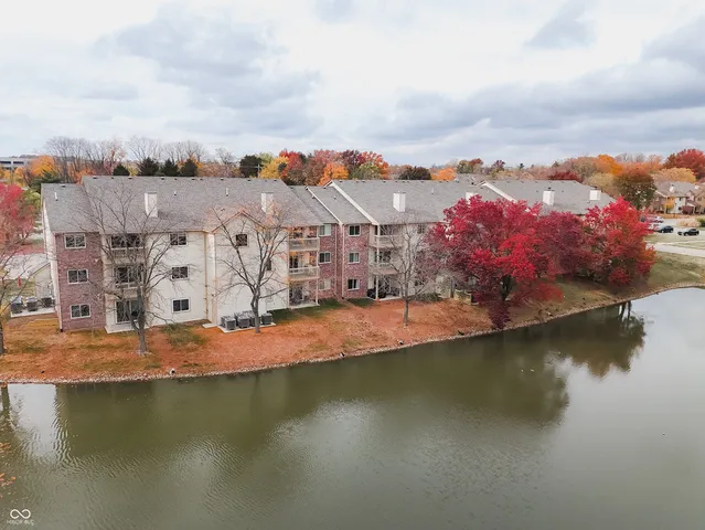 $277,000 | 12519 Timber Creek Drive, Unit 6, Carmel, IN 46032