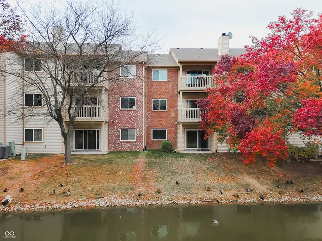 $277,000 | 12519 Timber Creek Drive, Unit 6, Carmel, IN 46032
