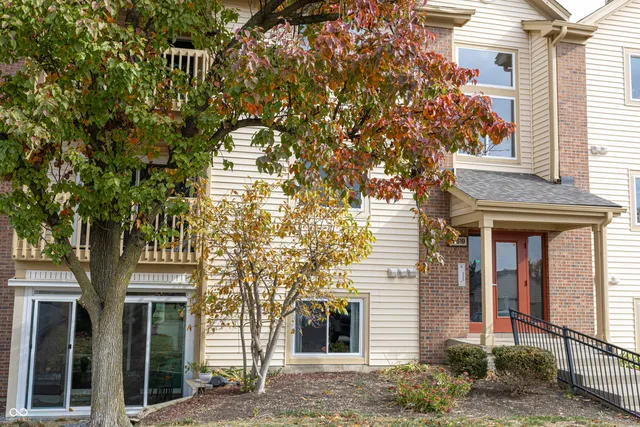 $277,000 | 12519 Timber Creek Drive, Unit 6, Carmel, IN 46032