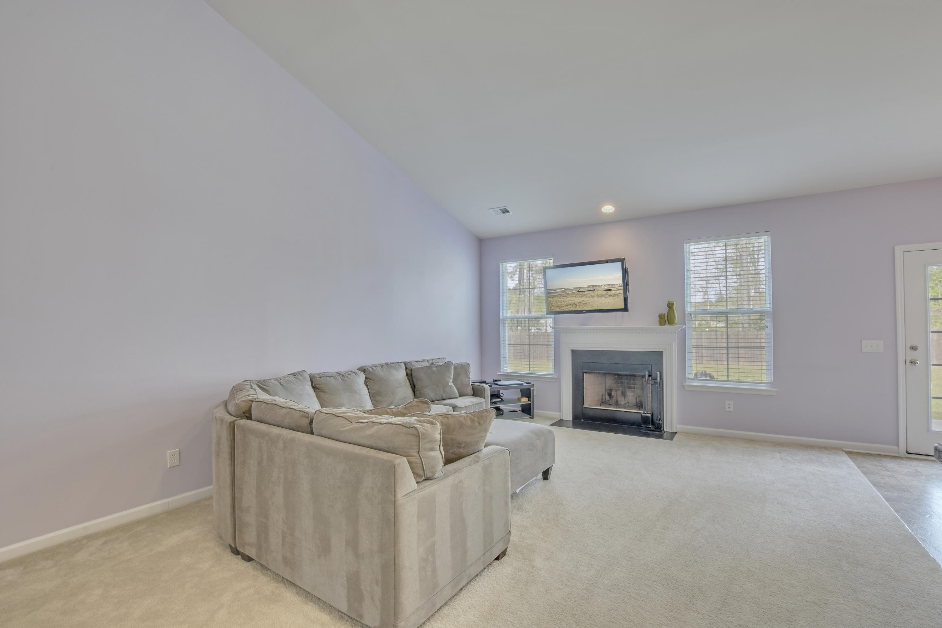3007 Gulfstream Lane Ridgeville, SC 29472 - Photo 10 of 37 Great Room B