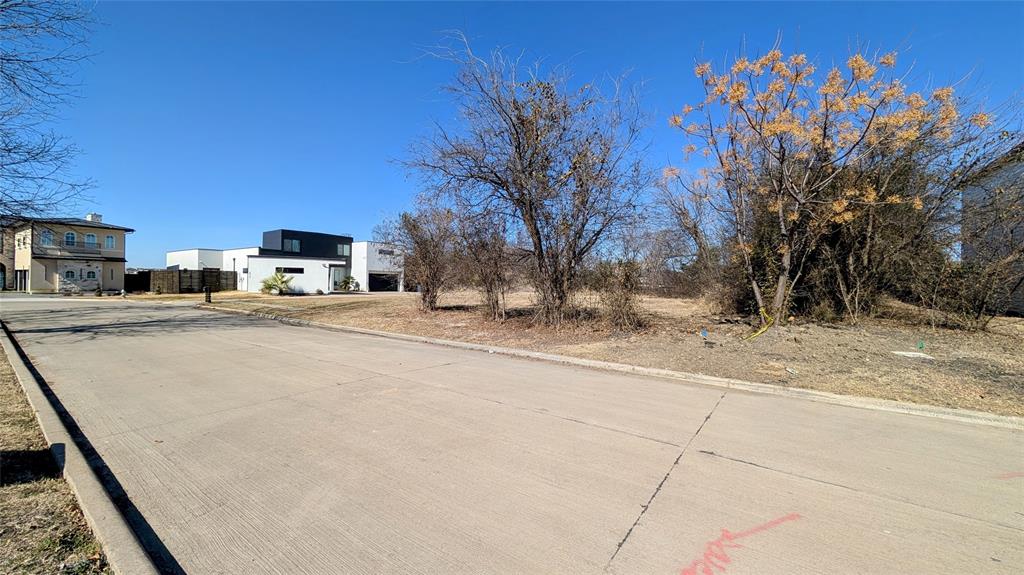 6502 Windward View Drive Rowlett, TX 75088 - Photo 12 of 23 a view of a backyard