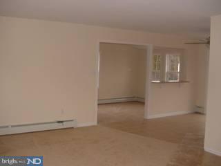50 Cardinal Road Levittown, PA 19057 - Photo 4 of 6