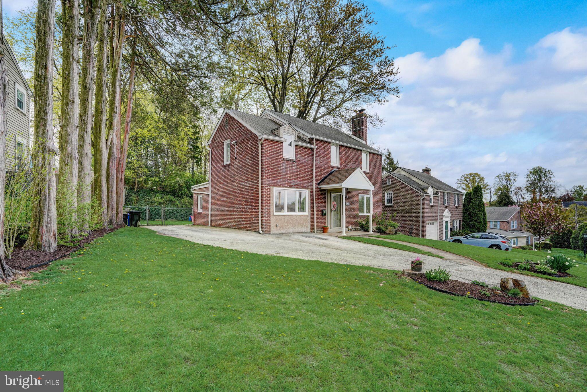 1513 Steel Road Havertown, PA 19083 - Photo 4 of 42