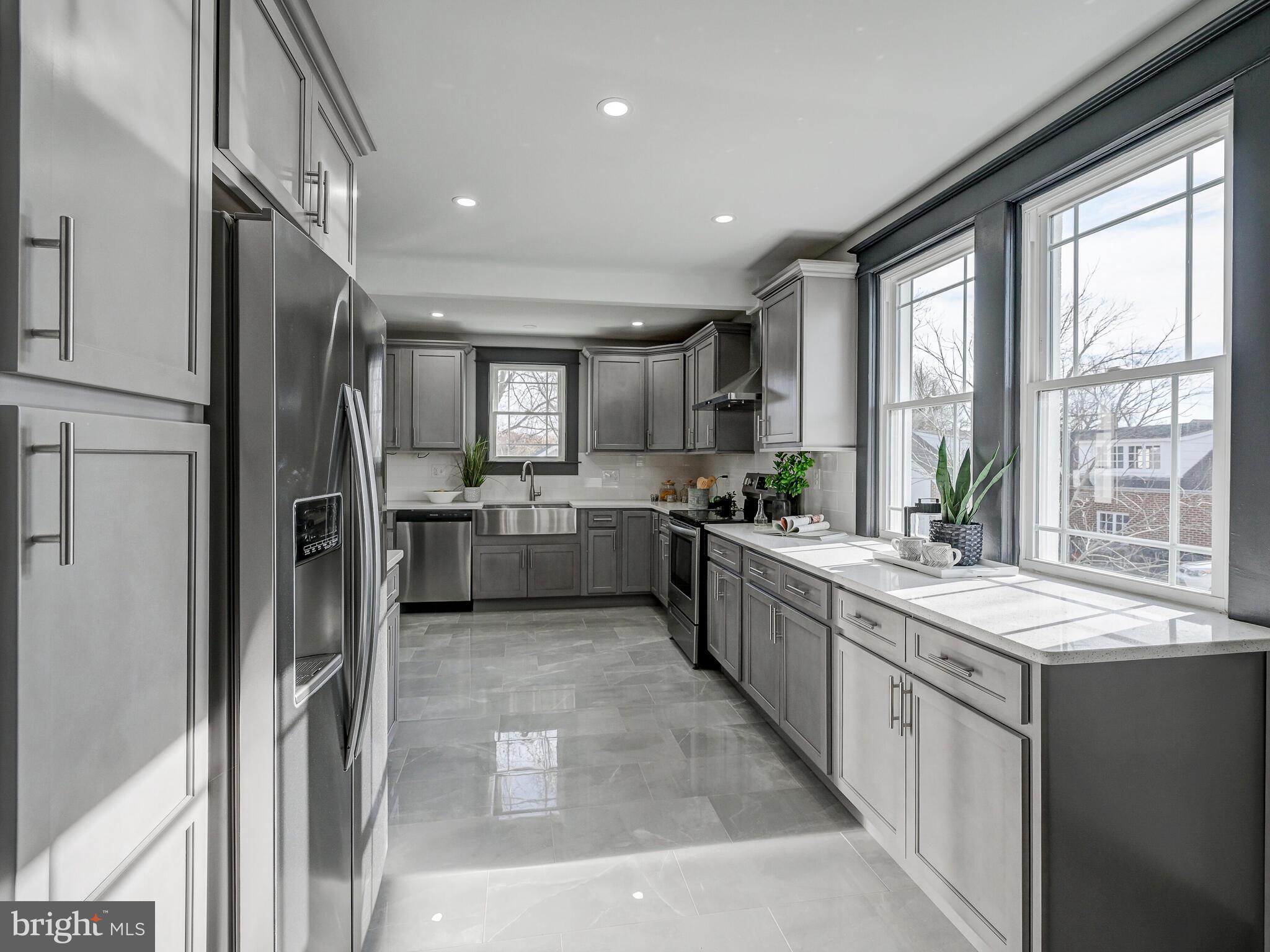 4736 Ridge Road Baltimore, MD 21236 - Photo 11 of 59 Kitchen