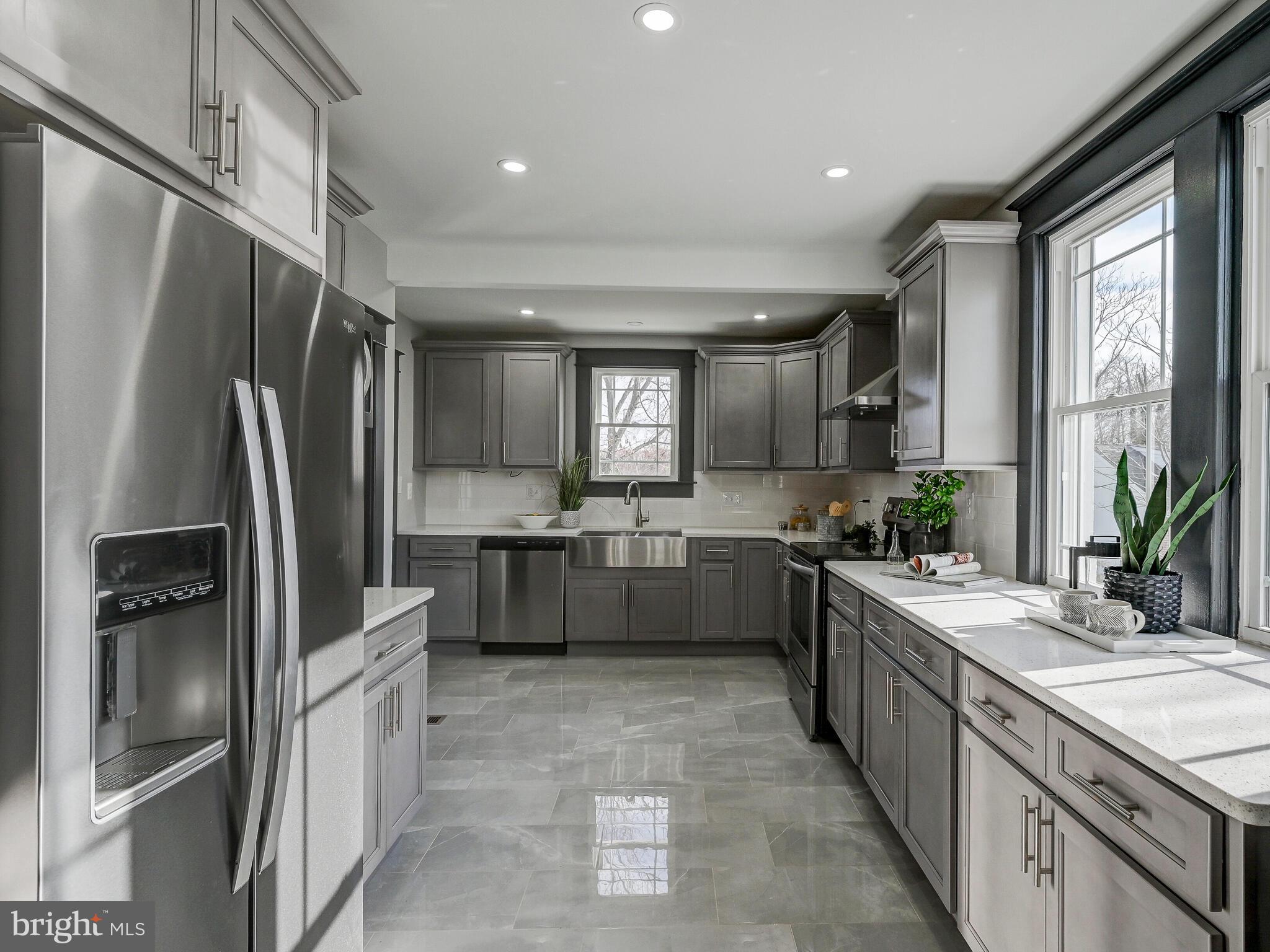 4736 Ridge Road Baltimore, MD 21236 - Photo 12 of 59 Stainless Steel Appliances