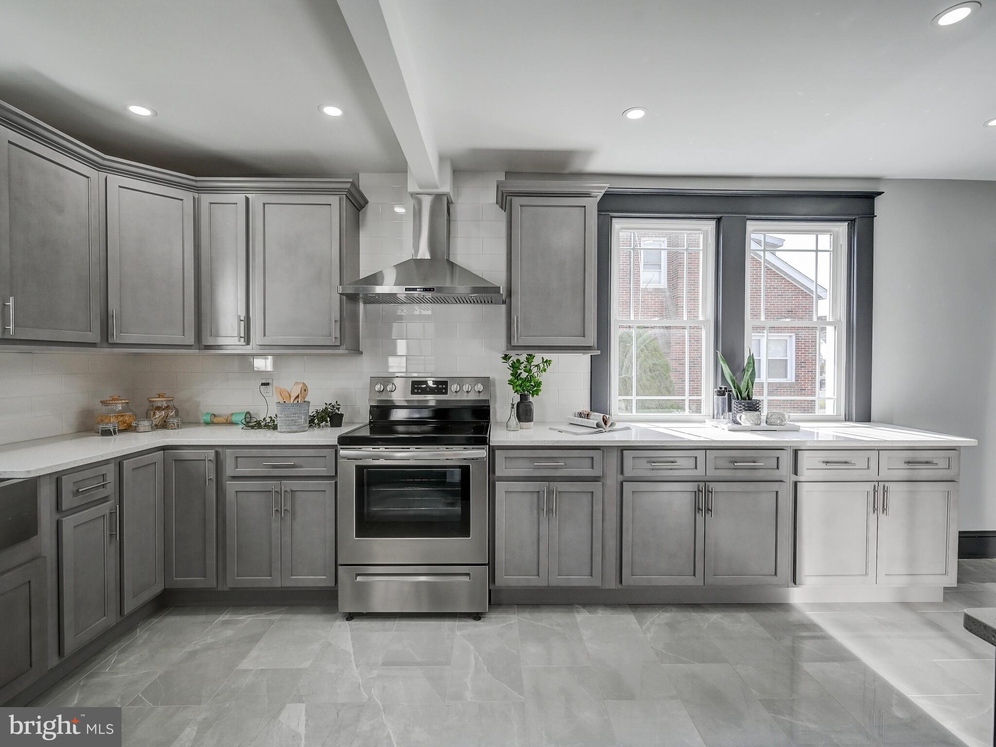 4736 Ridge Road Baltimore, MD 21236 - Photo 15 of 59 Kitchen