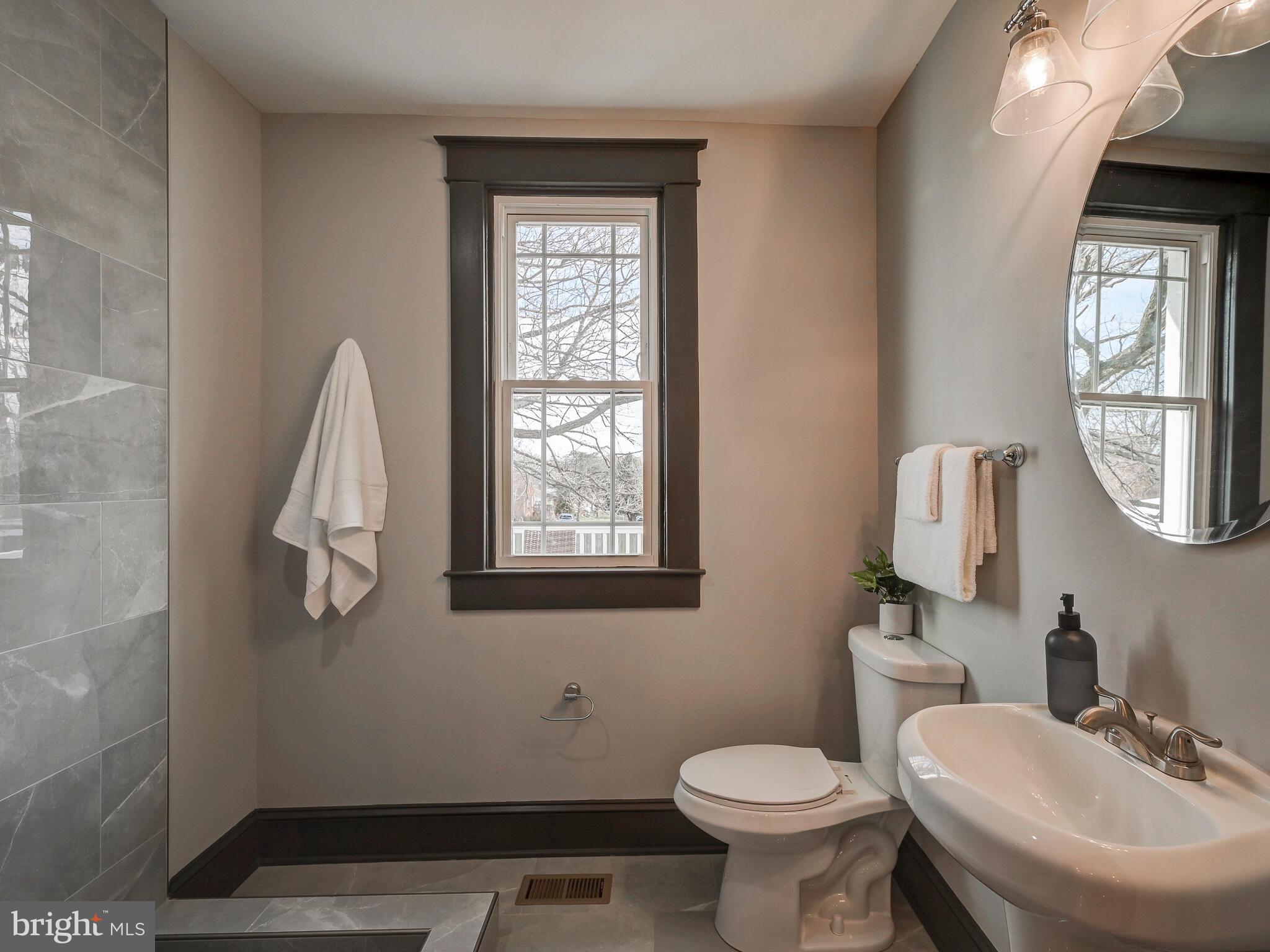 4736 Ridge Road Baltimore, MD 21236 - Photo 28 of 59 Bathroom