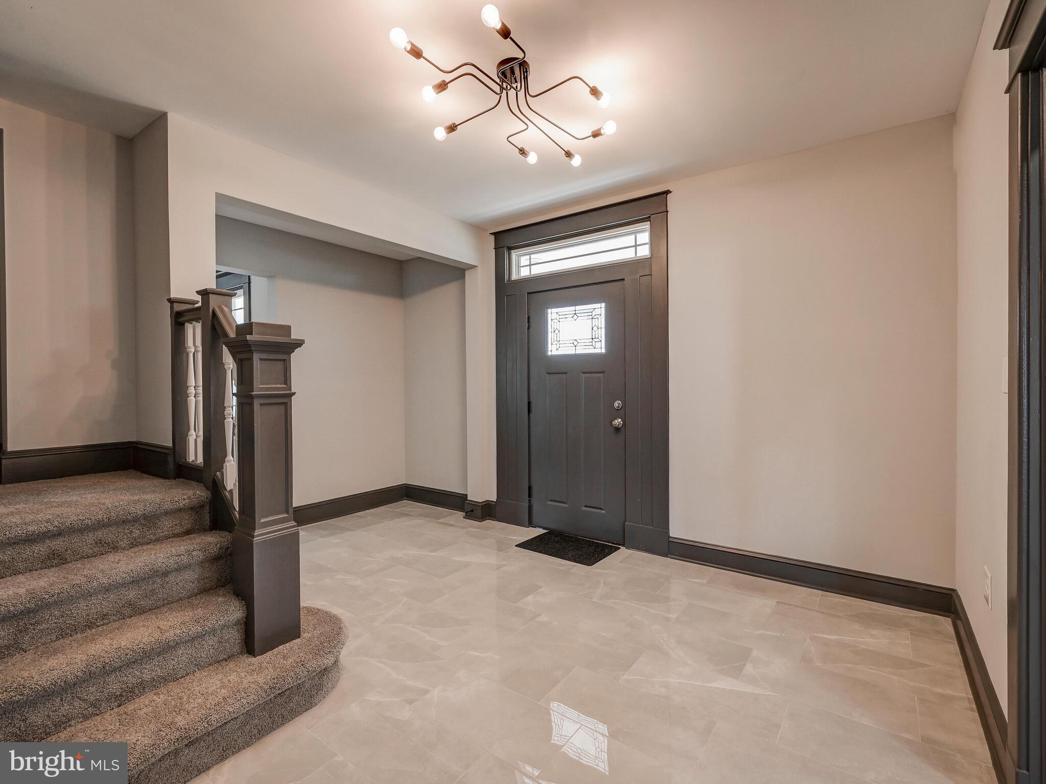4736 Ridge Road Baltimore, MD 21236 - Photo 8 of 59 Foyer