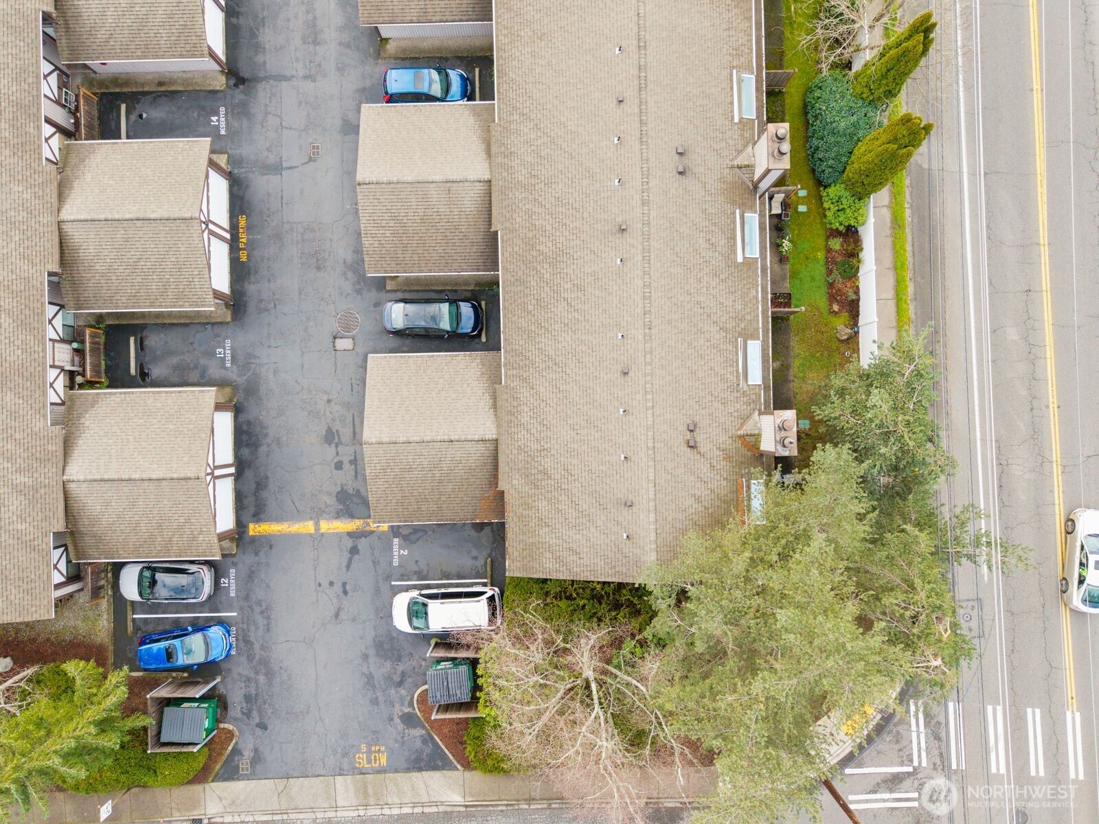 323 Southwest 112th Street, Unit 102 Seattle, WA 98146 - Photo 27 of 32