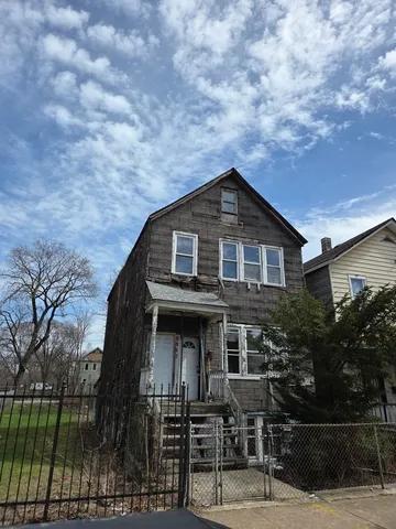 $39,000 | 8847 South Burley Avenue, Chicago, IL 60617