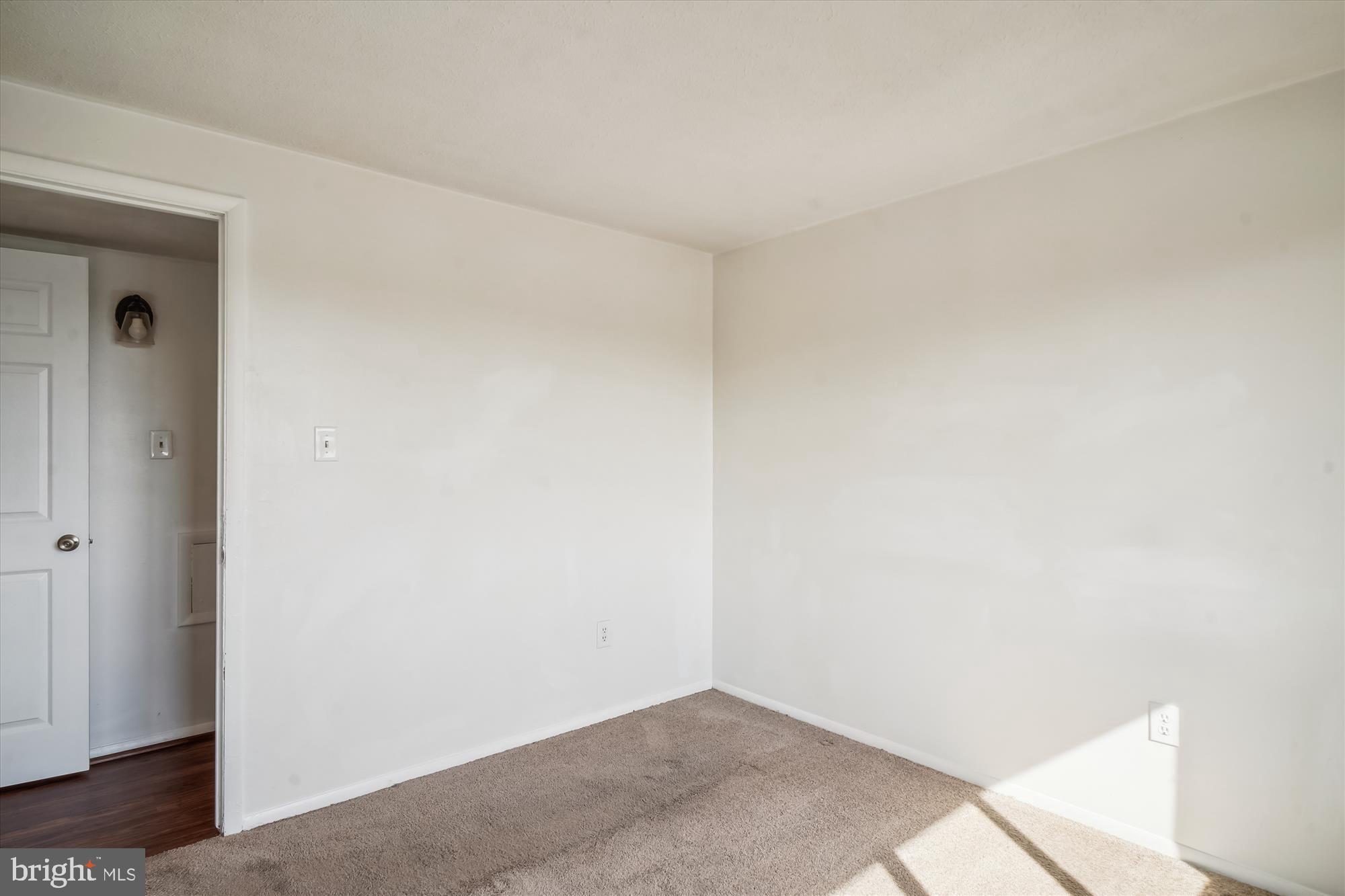 701 Heather Ridge Drive, Unit 16M Frederick, MD 21702 - Photo 22 of 29 Bedroom 2