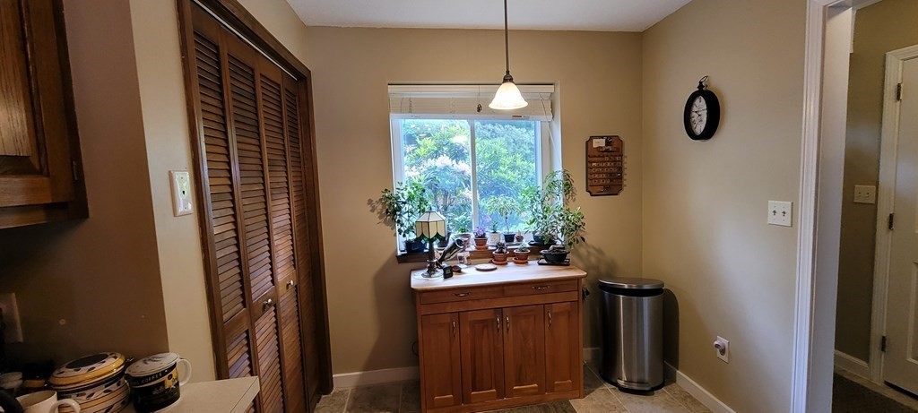 9 Apple Tree Hill Road, Unit 9 Hopkinton, MA 01748 - Photo 5 of 24 Gallery Image 5