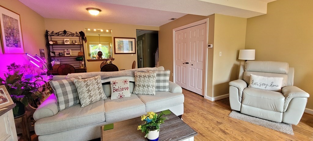 9 Apple Tree Hill Road, Unit 9 Hopkinton, MA 01748 - Photo 8 of 24 Gallery Image 8