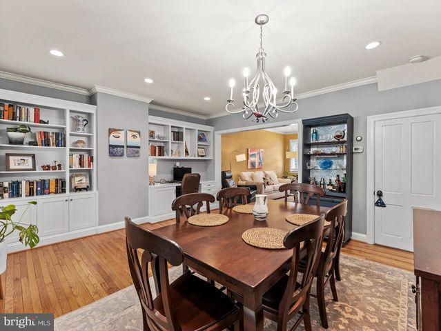 $1,303,360 | 423 Queen Street, Alexandria, VA 22314