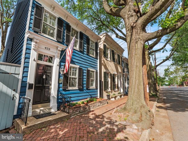$1,303,360 | 423 Queen Street, Alexandria, VA 22314