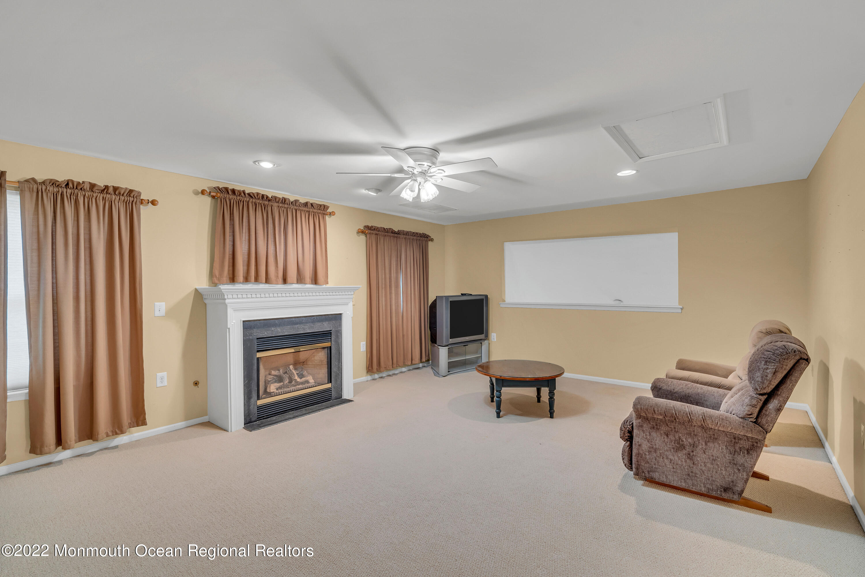 18 Rye Court Jackson, NJ 08527 - Photo 34 of 44 DSC03952
