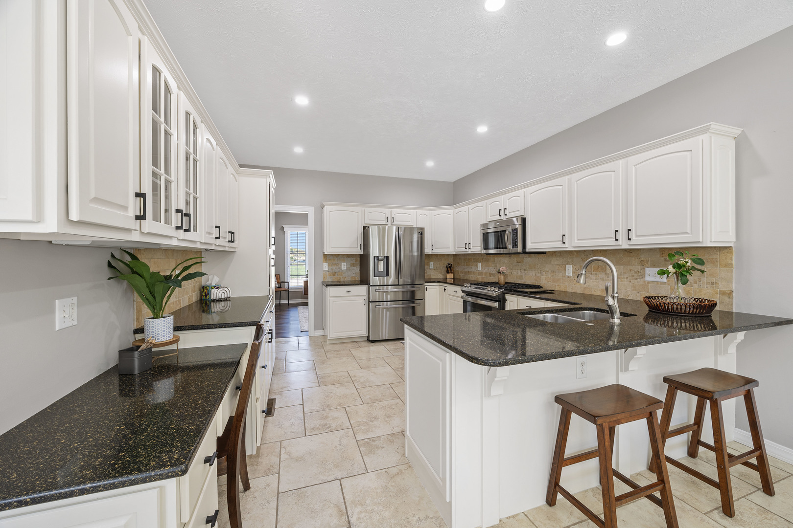 2111 Jessamine Road Bloomington, IL 61704 - Photo 13 of 50 Gallery Image 13