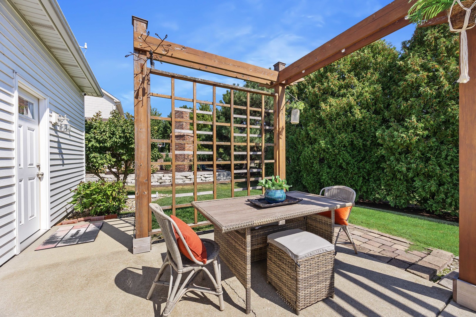 2111 Jessamine Road Bloomington, IL 61704 - Photo 3 of 50 Gallery Image 3