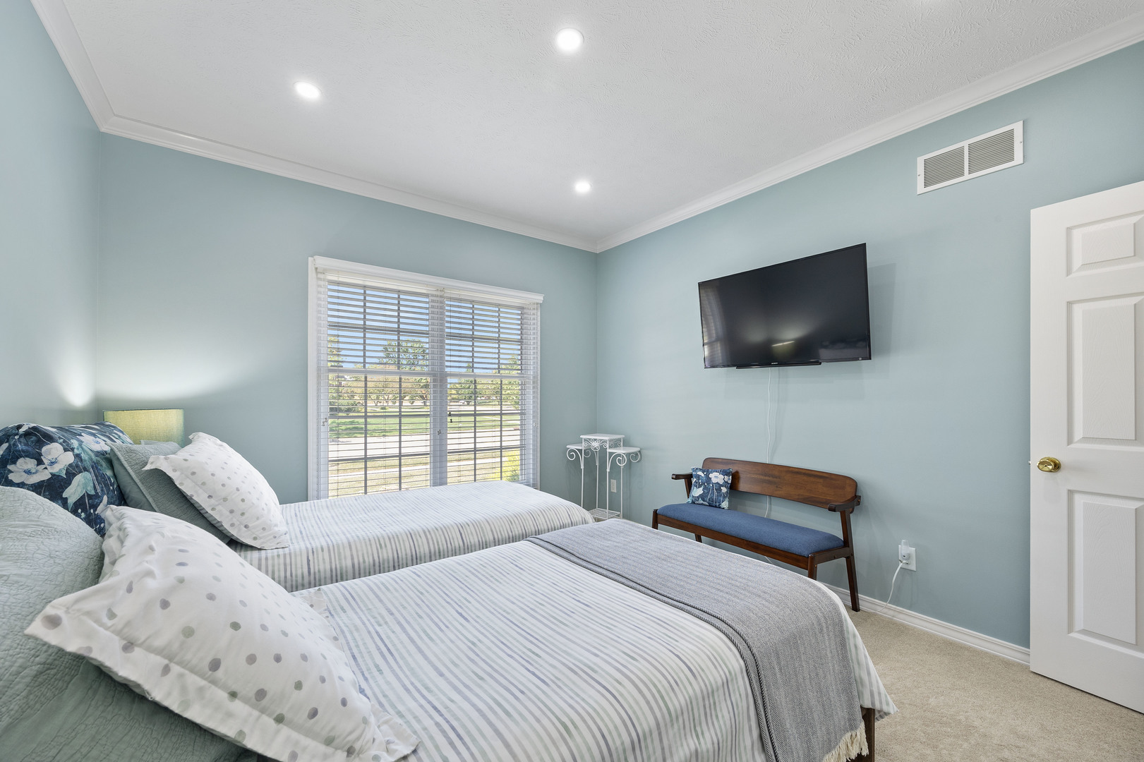 2111 Jessamine Road Bloomington, IL 61704 - Photo 34 of 50 Gallery Image 34