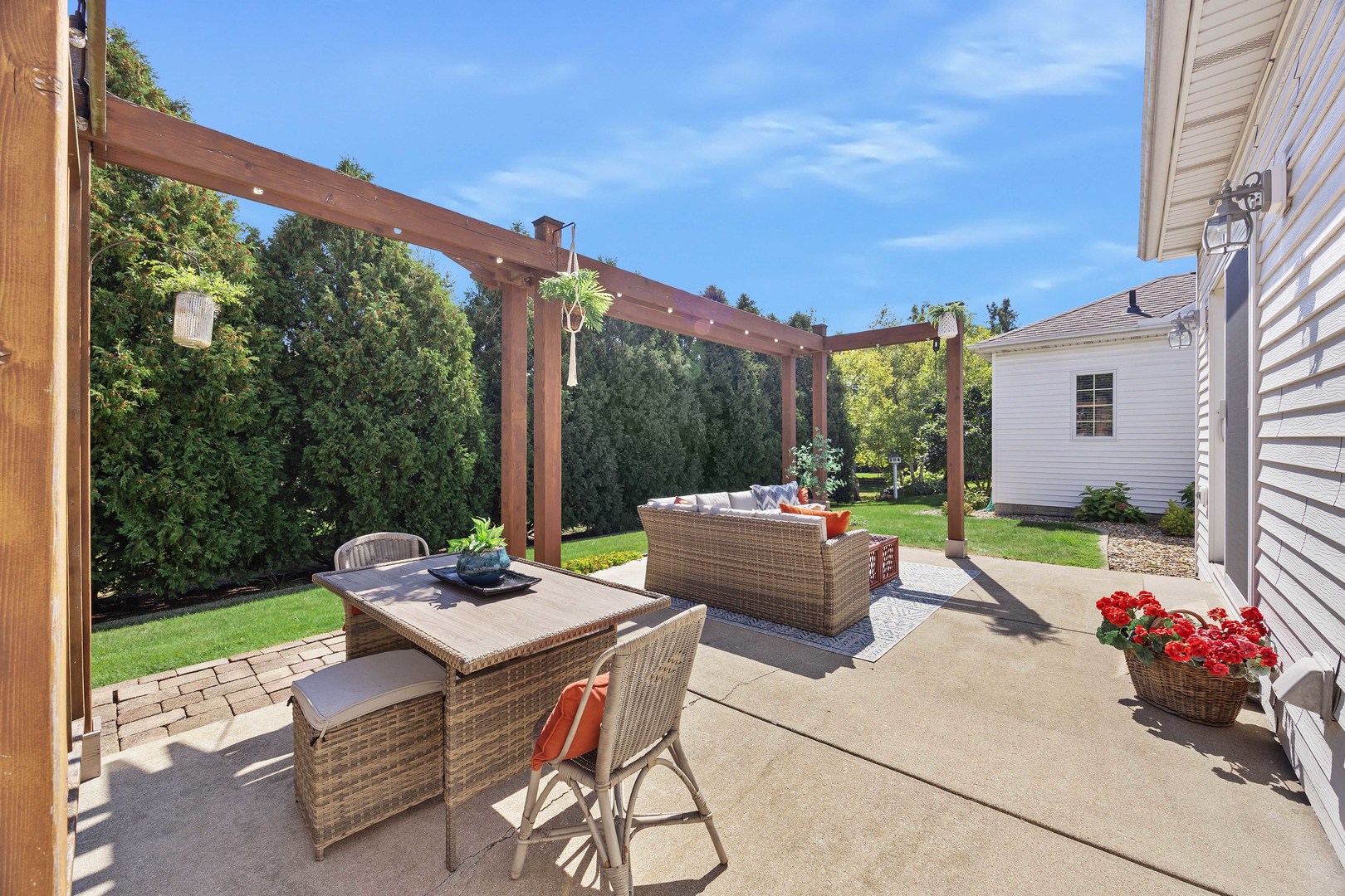 2111 Jessamine Road Bloomington, IL 61704 - Photo 4 of 50 Gallery Image 4