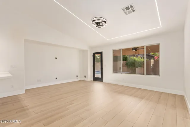 $649,999 | 3871 East Pinon Court, Gilbert, AZ 85234