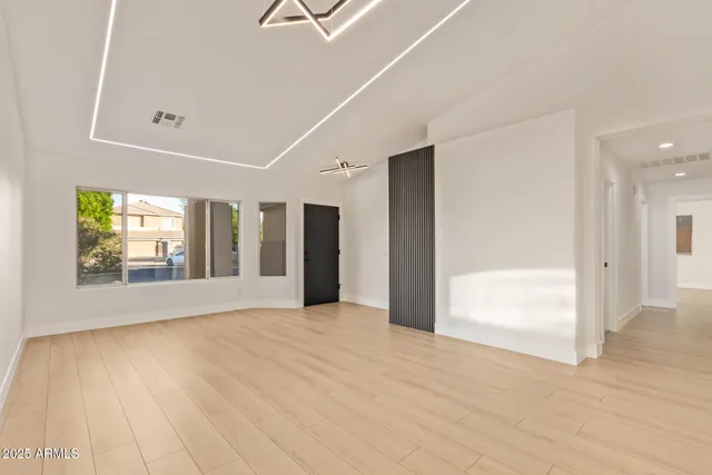 $649,999 | 3871 East Pinon Court, Gilbert, AZ 85234