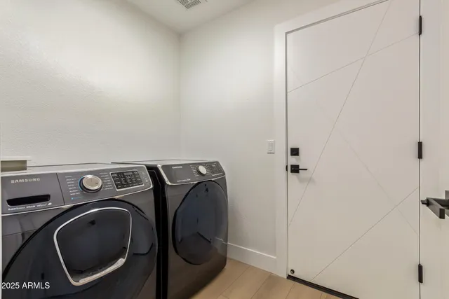 $649,999 | 3871 East Pinon Court, Gilbert, AZ 85234