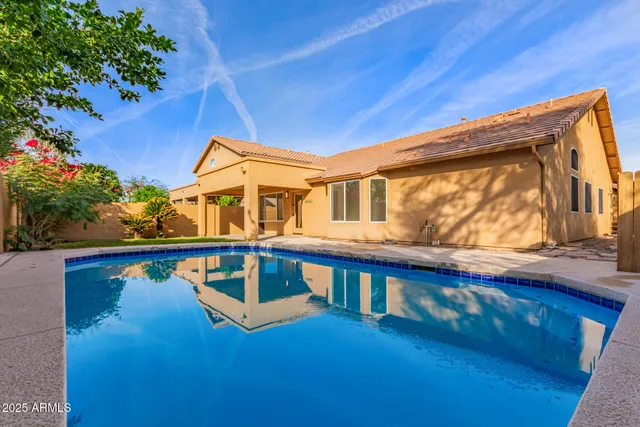 $649,999 | 3871 East Pinon Court, Gilbert, AZ 85234