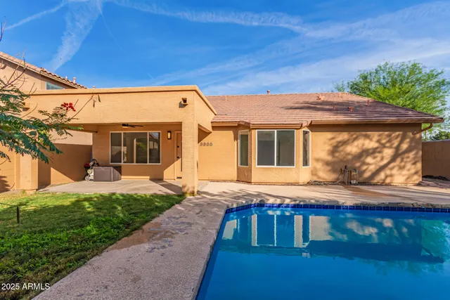 $649,999 | 3871 East Pinon Court, Gilbert, AZ 85234