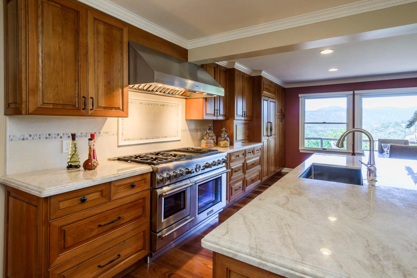 1344 Parrott Drive San Mateo, CA 94402 - Photo 5 of 20