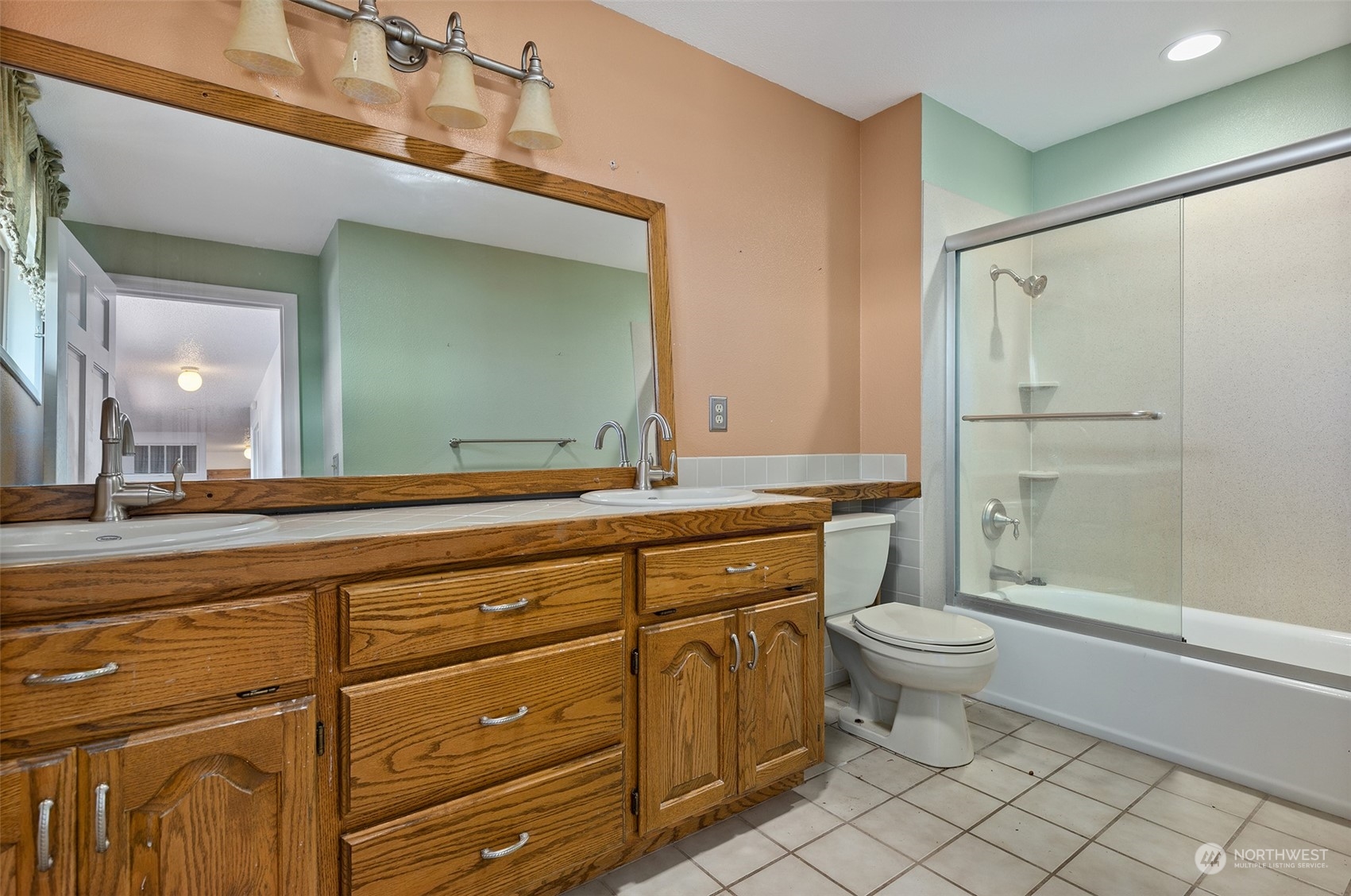 5047 Cooper Point Road Northwest Olympia, WA 98502 - Photo 24 of 37 Gallery Image 24