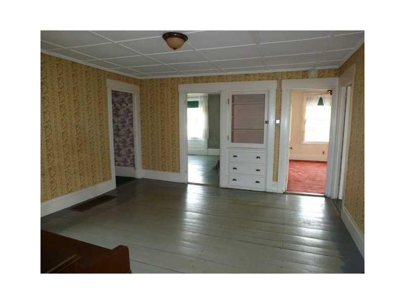 33 Fir Hollow Road Pemaquid, ME 04558 - Photo 9 of 35 Dining Room.