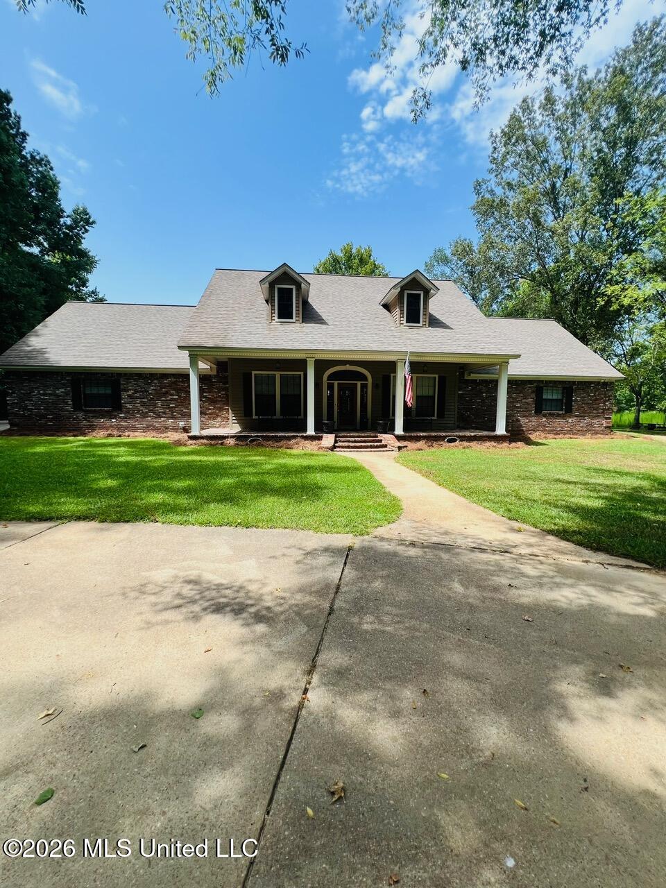537 North Spring Lake Circle Terry, MS 39170 - Photo 2 of 52 IMG_0264