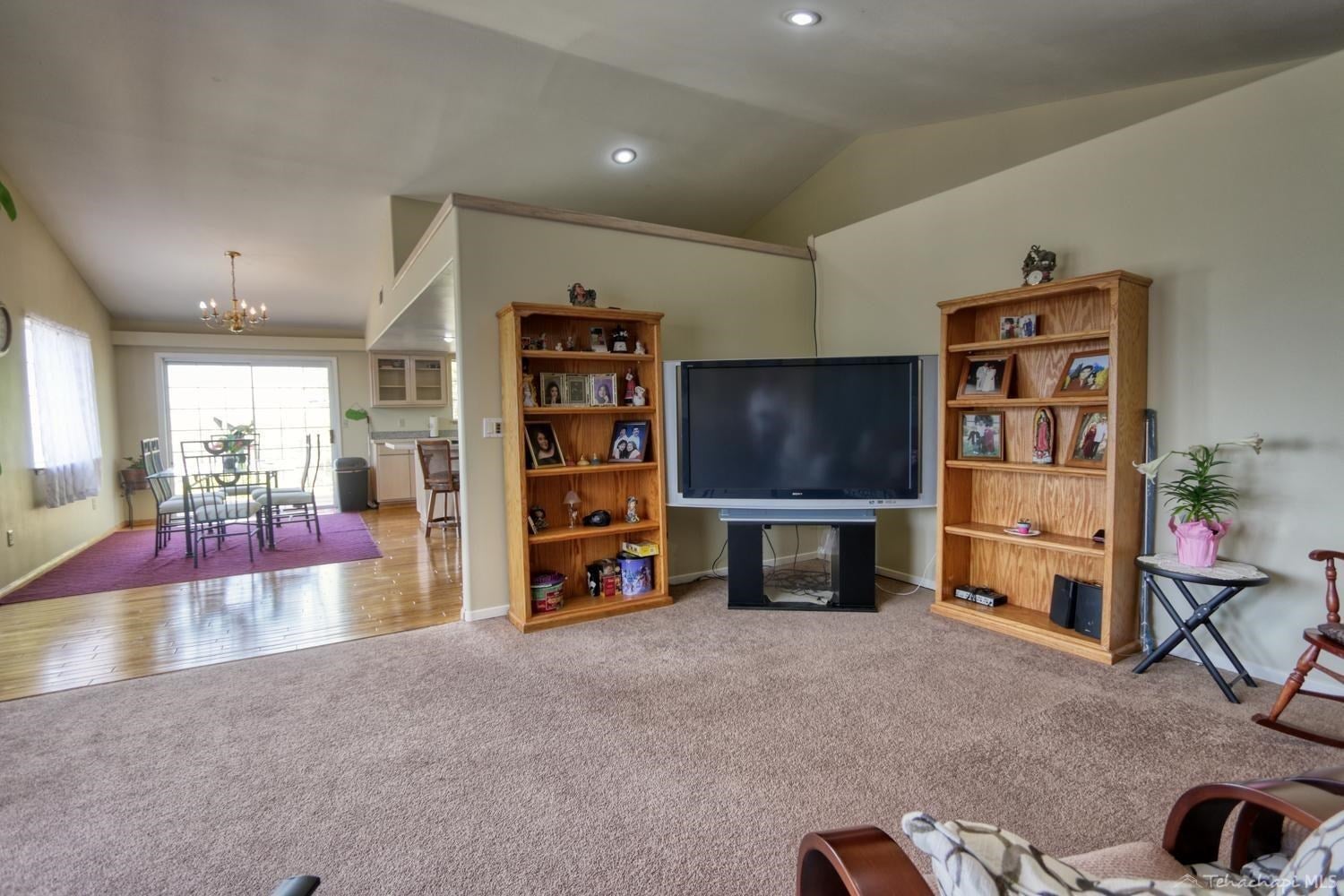 19605 Water Canyon Road Tehachapi, CA 93561 - Photo 9 of 25 Gallery Image 9