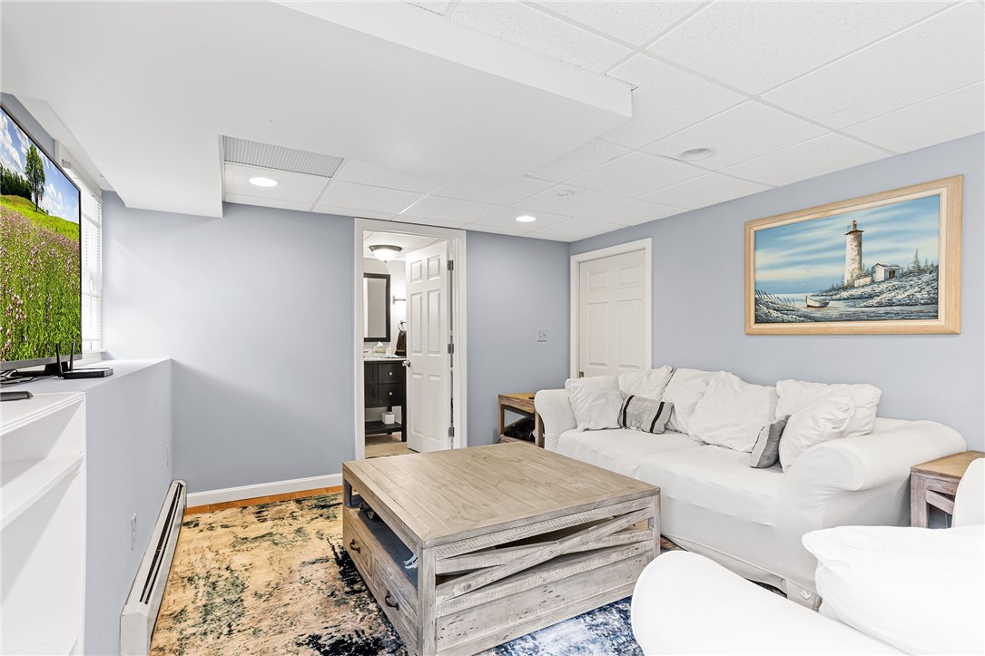 20 Daniel Drive North Kingstown, RI 02852 - Photo 29 of 38