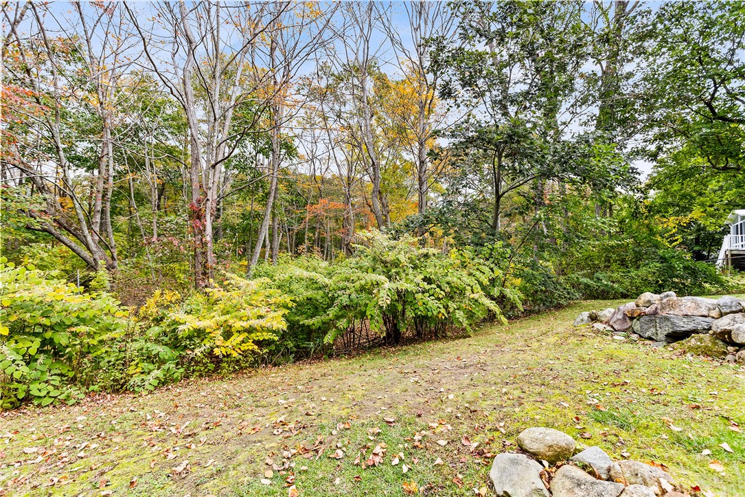 20 Daniel Drive North Kingstown, RI 02852 - Photo 35 of 38