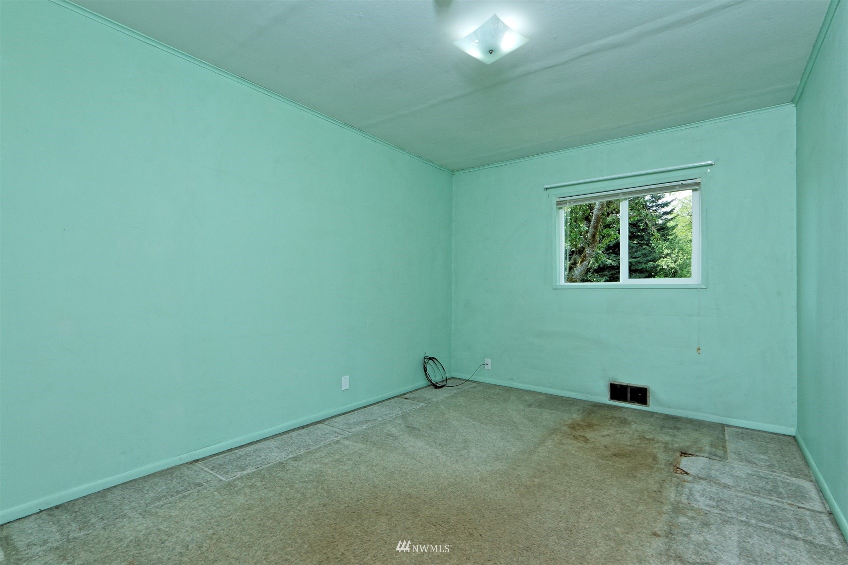 3824 Wishkah Road Aberdeen, WA 98520 - Photo 6 of 32 Gallery Image 6