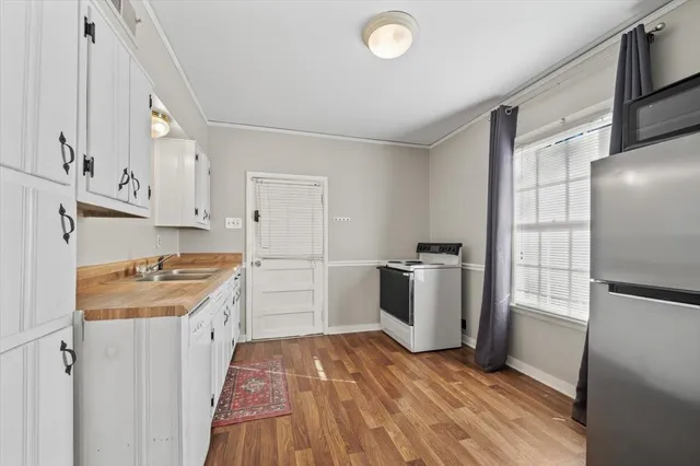 $375,000 | 3659 Highland Park Place, Memphis, TN 38111