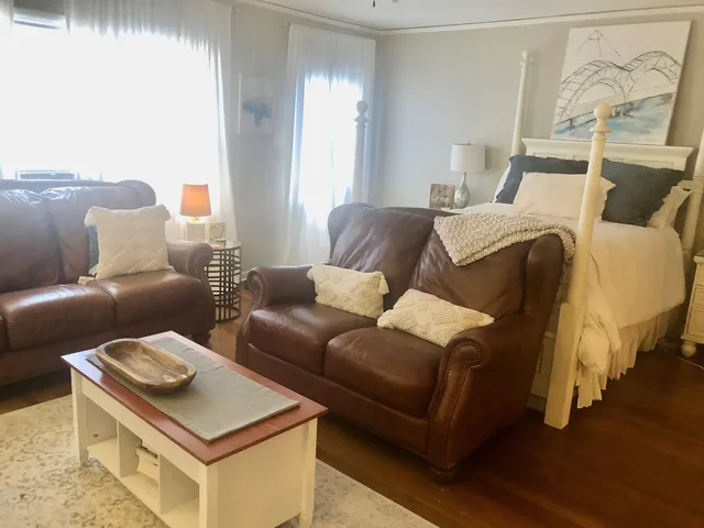 $375,000 | 3659 Highland Park Place, Memphis, TN 38111