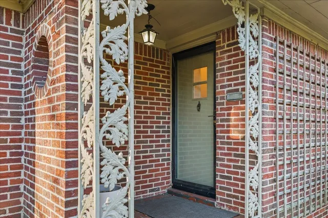 $375,000 | 3659 Highland Park Place, Memphis, TN 38111