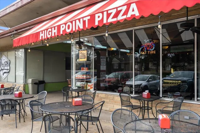 $375,000 | 3659 Highland Park Place, Memphis, TN 38111