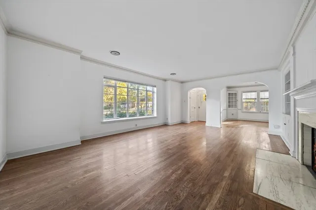 $375,000 | 3659 Highland Park Place, Memphis, TN 38111