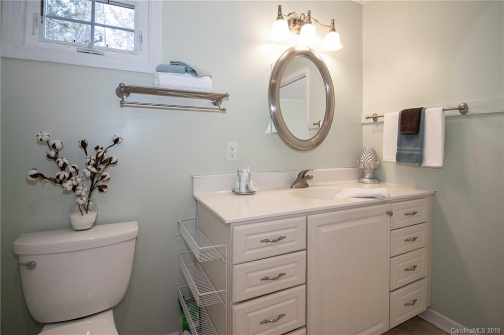 422 Canvasback Road Mooresville, NC 28117 - Photo 14 of 31 Gallery Image 14