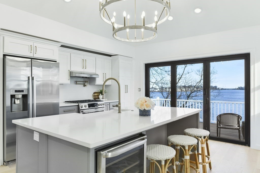 7 Richards Road Hull, MA 02045 - Photo 2 of 25 Gallery Image 2