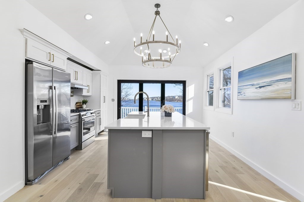 7 Richards Road Hull, MA 02045 - Photo 3 of 25 Gallery Image 3